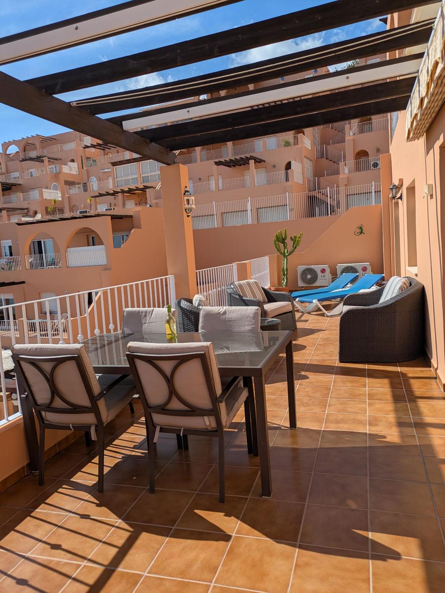 South Facing Apartment, Fantastic Sea Views,Terrace, 300M Beach Mojácar Exterior foto